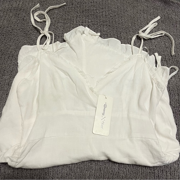 🦋HOST PICK 🦋NWT WHITE LINEN PLAYSUIT 🤍 - Picture 8 of 12